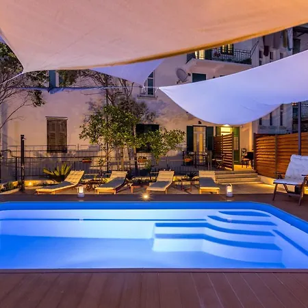 Evala Luxury With Pool And Garden