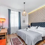 Bed & Breakfast Evala Luxury With Pool And Garden