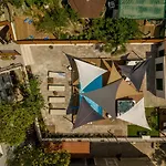 Evala Luxury With Pool And Garden