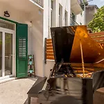 Evala Luxury With Pool And Garden Bed & Breakfast Split