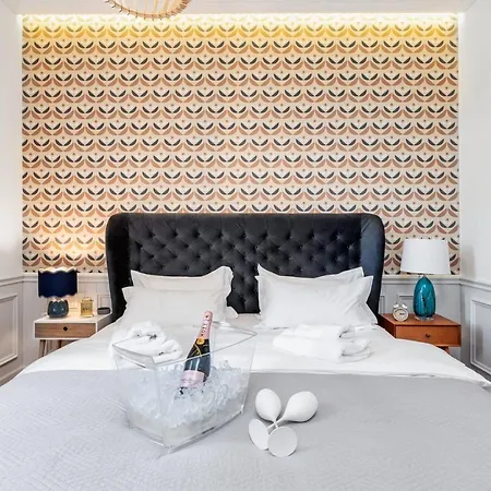 B&B Evala Luxury With Pool And Garden